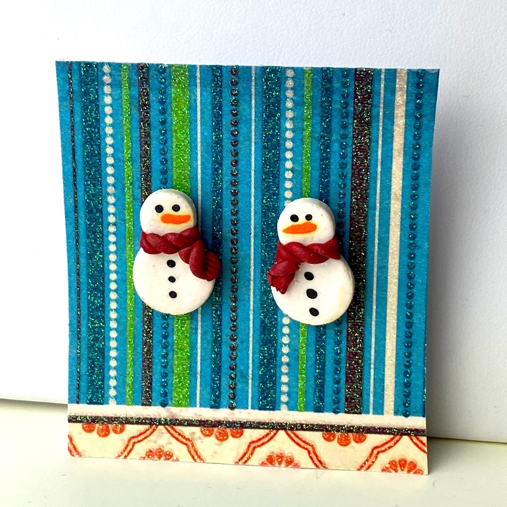 Snowman post earrings